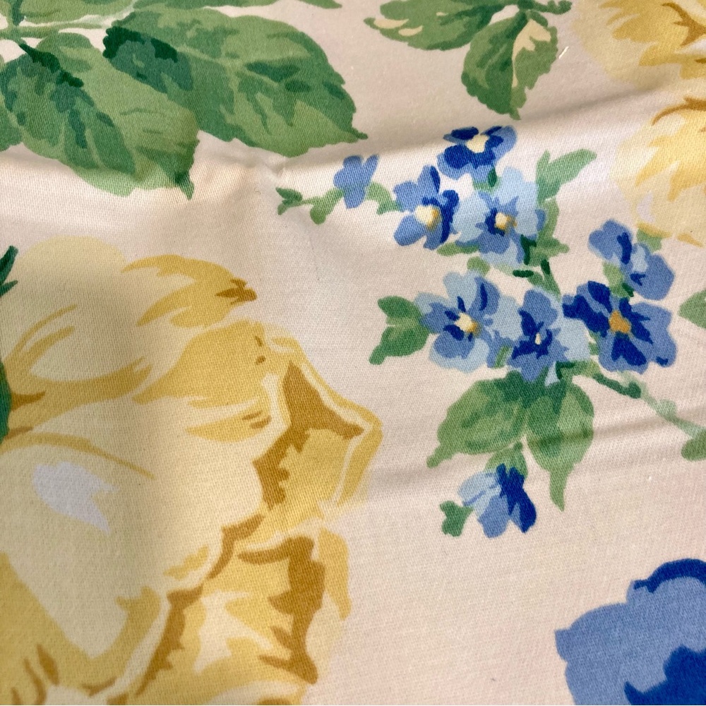 4pcs Blue & Yellow Floral 100% Cotton Fabric Scraps Bundle Fabric Remnants - Picture 13 of 16